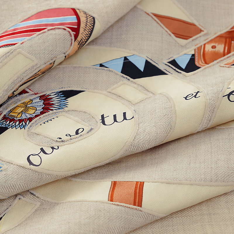 Eperons d'Or et Couvertures et Tenues de Jour scarf 90 - Beige